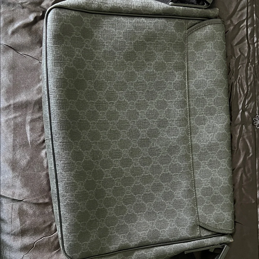 Gucci Dark Gray Monogram Messenger Bag - Picture 5 of 12